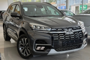TIGGO 8